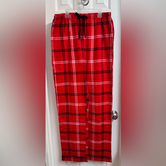 Men's Red Plaid Lightweight Flannel Matching Family
Pajama Set - Wondershop NEW - Picture 14 of 16